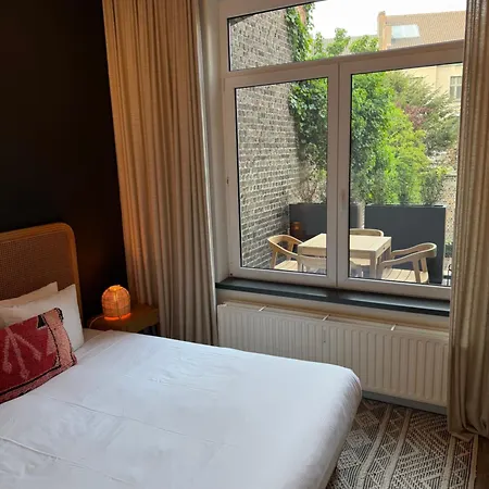 Appartamento Cosy 2-bedroom For 4 Guests Near Sint-pieters Station, Perfect For Exploring Historic Gand